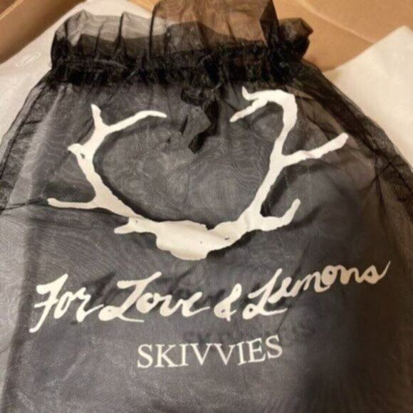 For love and lemons bra garnet M - Picture 8 of 8